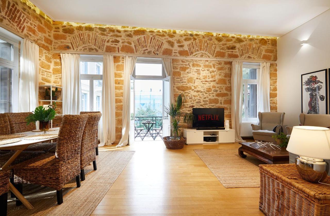 Chloe Boutique Apartments Plaka Athens Exterior photo
