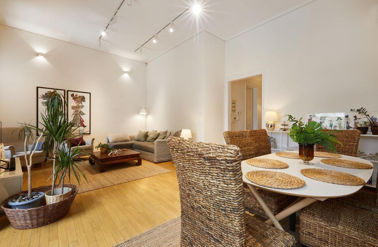 Chloe Boutique Apartments Plaka Athens Exterior photo